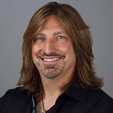 derek-headshot.jpg