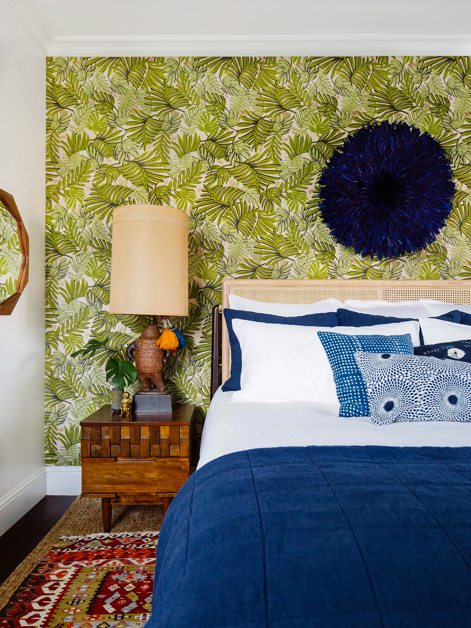 3 Ways To Style Your Pillows On A King Size Bed Old Brand New