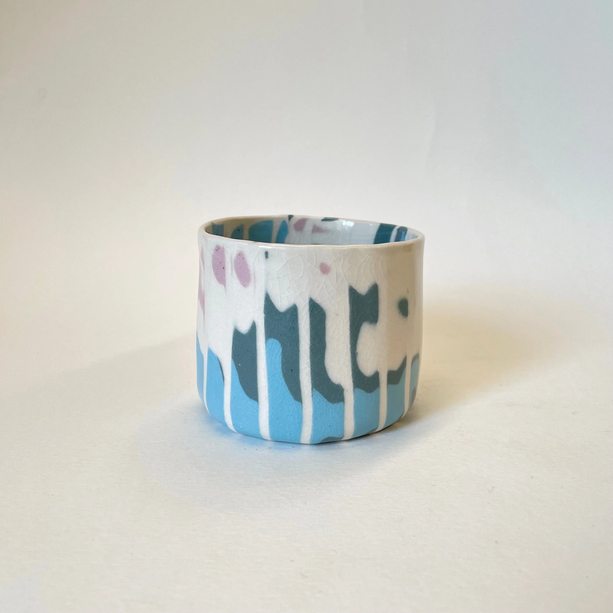 25DF68E9-C081-439D-B103-DAA5A715961D