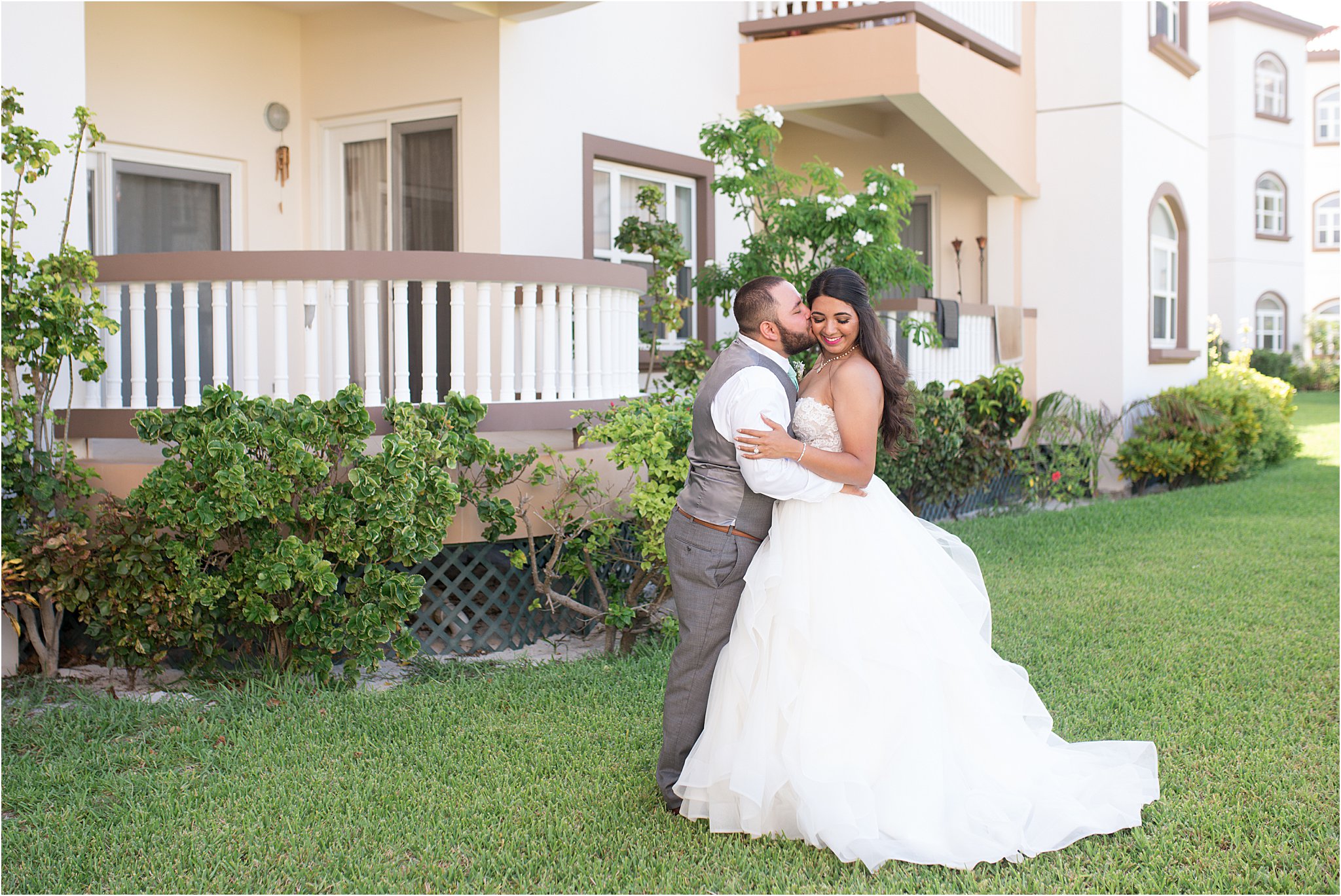 xo-bridal-odessa-destination-wedding-photographer-belize-grand-caribe-kayla-kitts