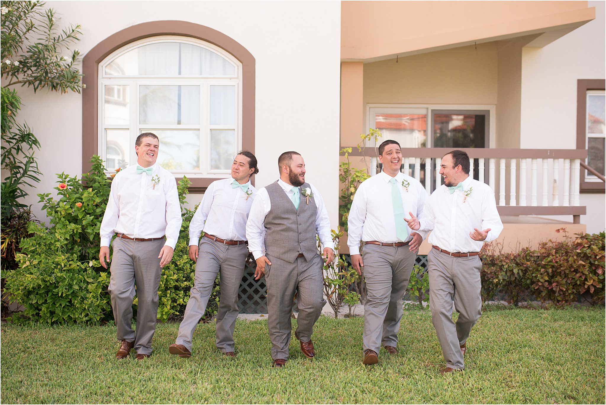 kayla-kitts-matthew-izzy-belize-wedding_0100.jpg