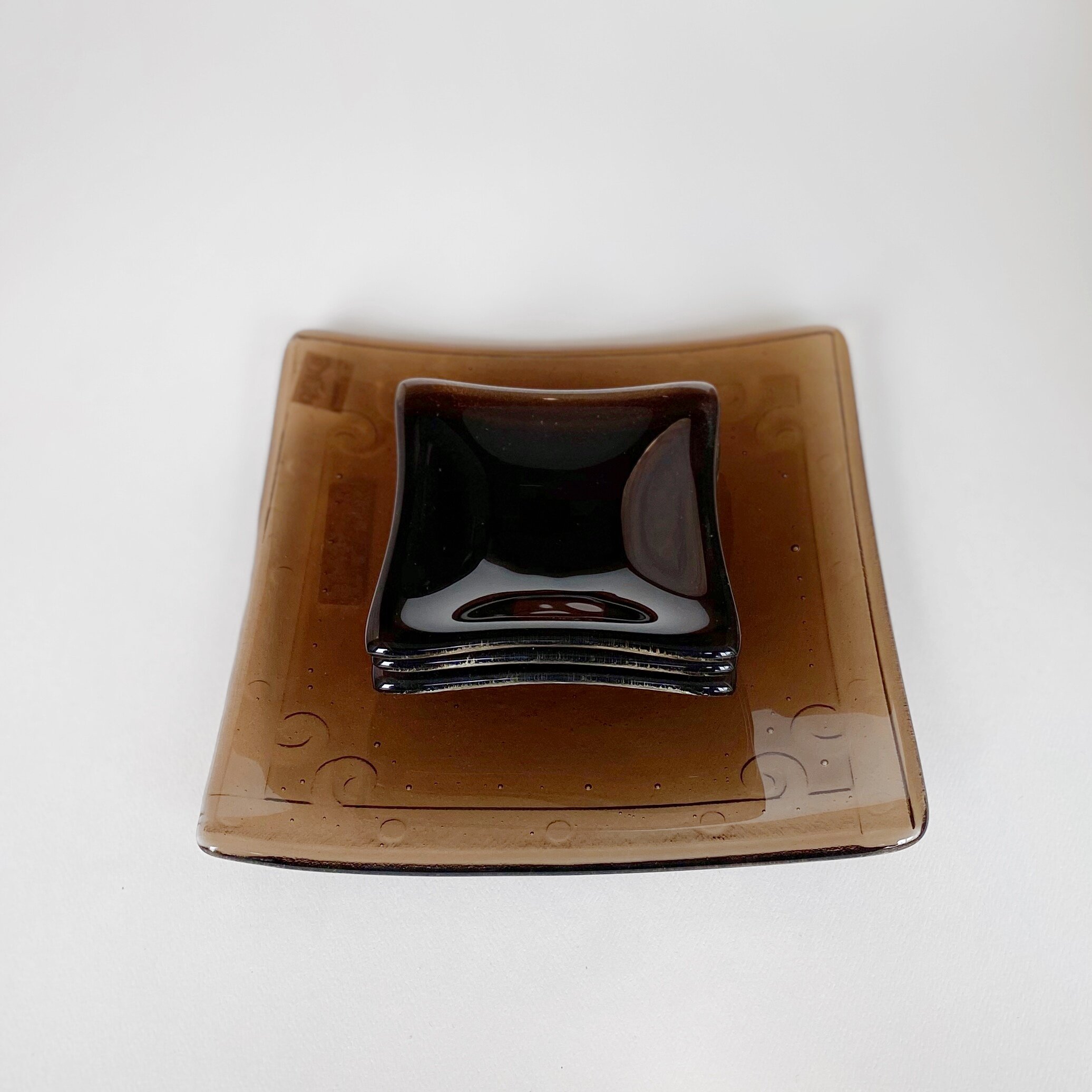 Sue Hunchuk Square Dish Set