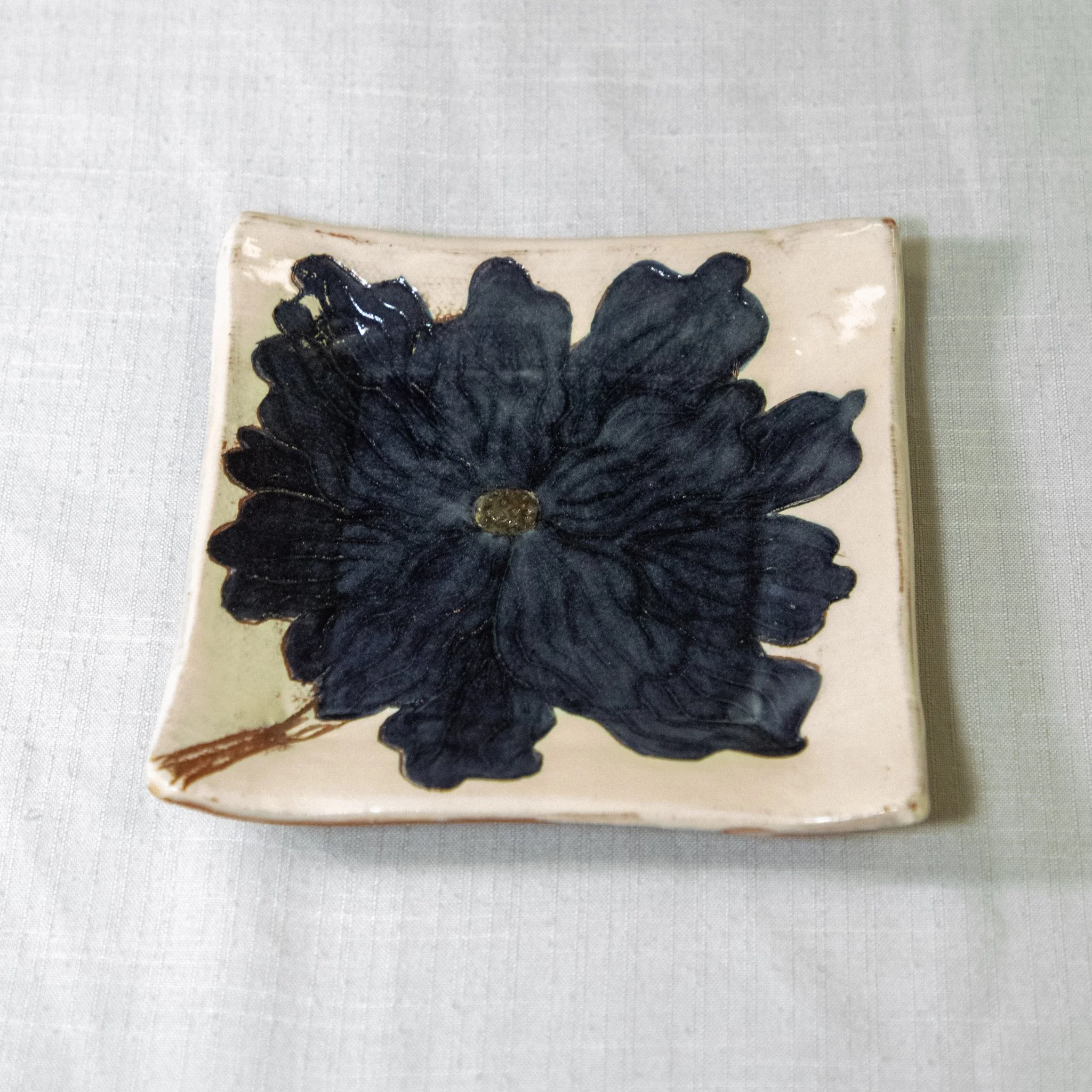 Anne McLellan Square Dish - Flower