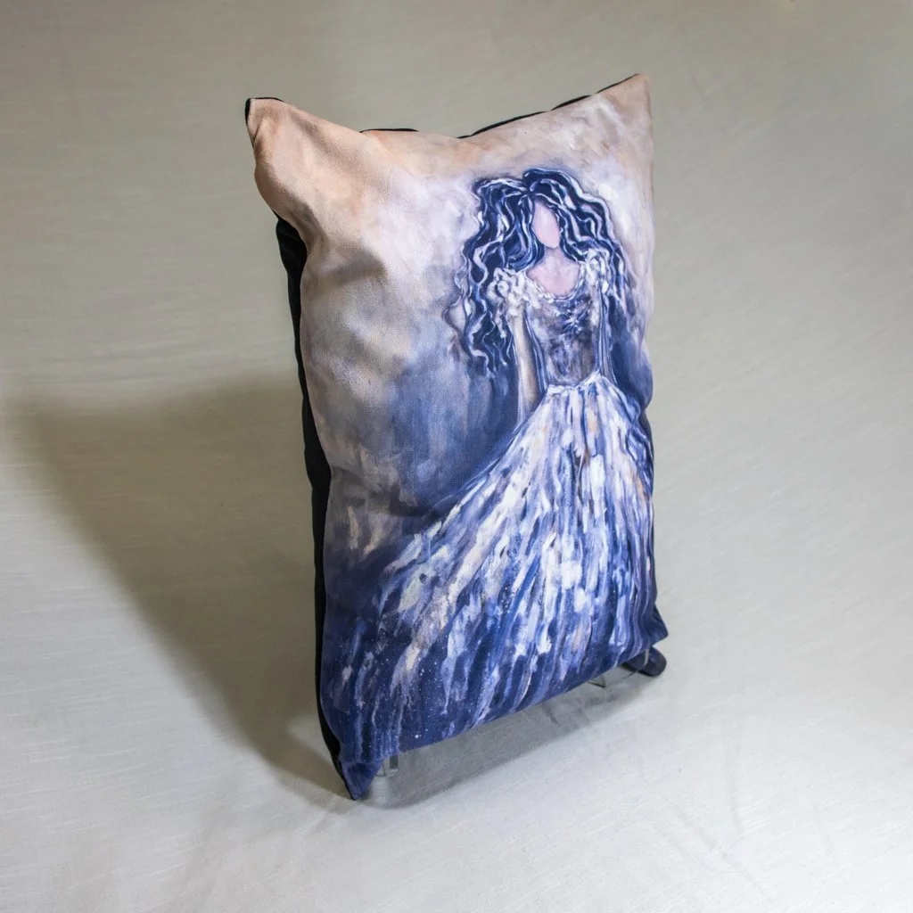 Laura Hamilton 29037-2.jpg