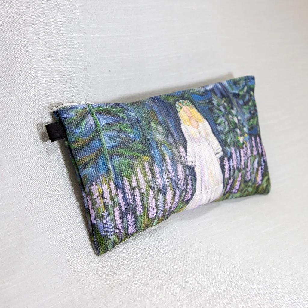 Laura Hamilton 29044-1.jpg