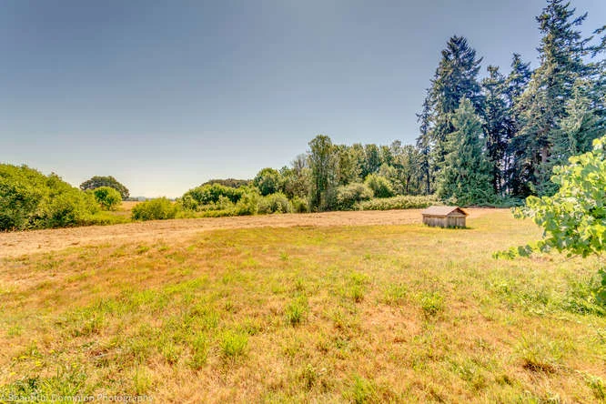 9573 S Heinz Rd Canby OR 97013-small-018-9573 S Heinz Road13-666x445-72dpi.jpg