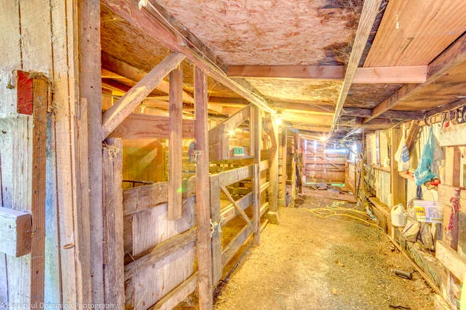 9573 S Heinz Rd Canby OR 97013-small-027-9573 S Heinz Road26-666x445-72dpi.jpg