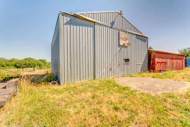 9573 S Heinz Rd Canby OR 97013-small-029-9573 S Heinz Road28-666x445-72dpi.jpg