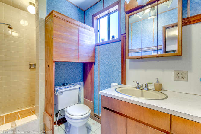 9573 S Heinz Rd Canby OR 97013-small-037-9573 S Heinz Road36-666x445-72dpi.jpg