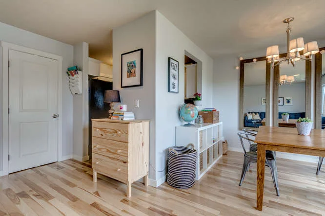921 NW 3rd Ave Canby OR 97013-small-014-38-921 NW 3rd Avenue9-666x445-72dpi.jpg