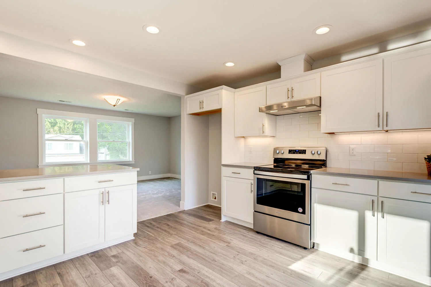 6416 SE Thiessen Rd Milwaukie-large-022-52-SE Thiessen Road Milwaukie 40-1500x1000-72dpi.jpg