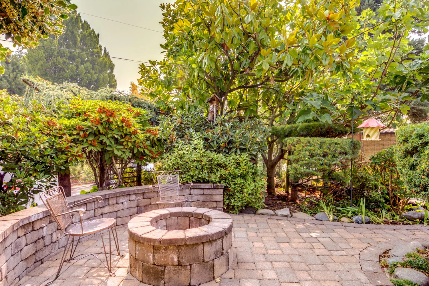 3437 N Willamette Blvd-large-065-63-N Willamette Boulevard-1500x1000-72dpi.jpg
