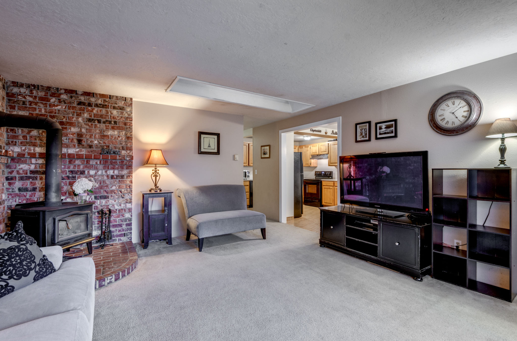 213_North_Douglas_Street_17_ipad_pro.jpg