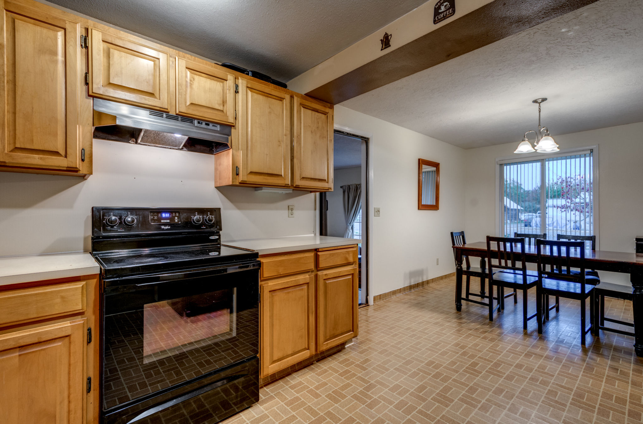 213_North_Douglas_Street_22_ipad_pro.jpg