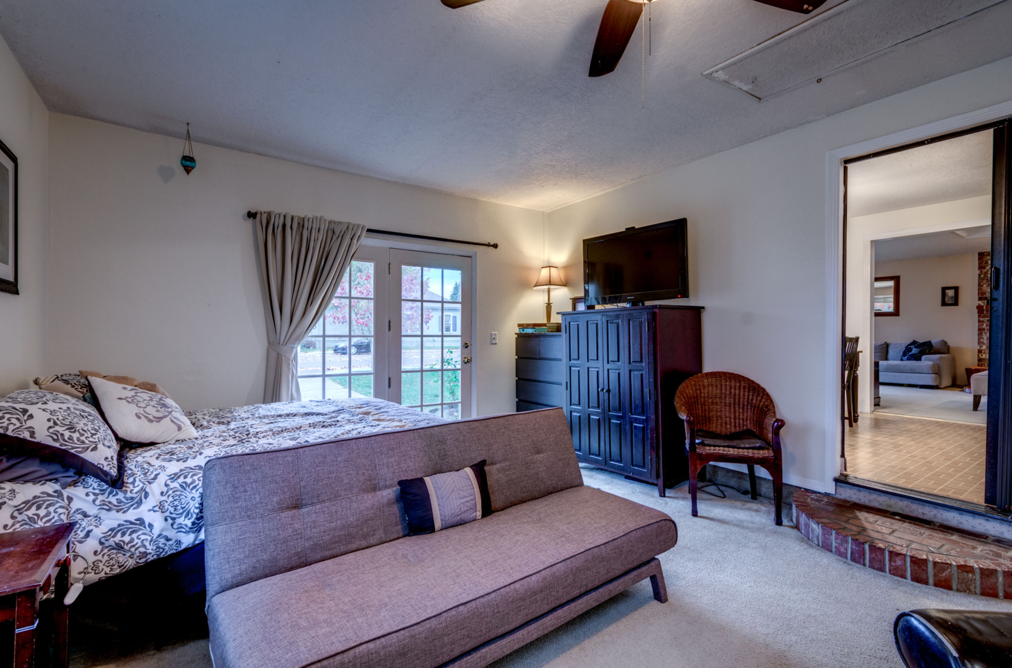 213_North_Douglas_Street_28_ipad_pro.jpg