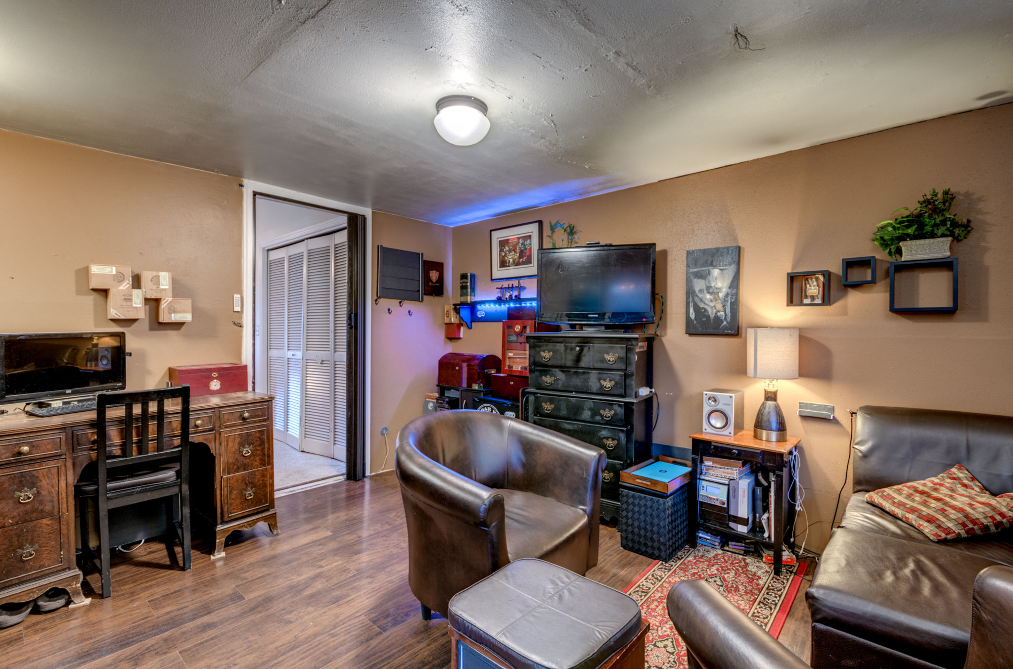 213_North_Douglas_Street_33_ipad_pro.jpg
