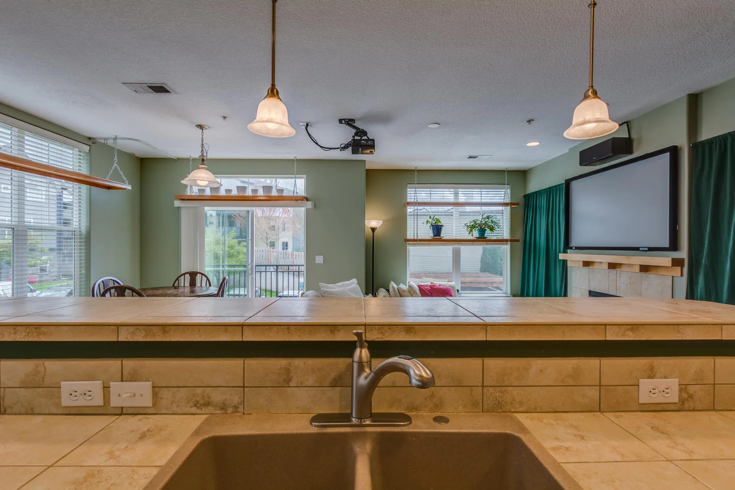 18567 NW Red Wing Way-large-028-25-18567 NW Red Wing Way28-1500x1000-72dpi.jpg