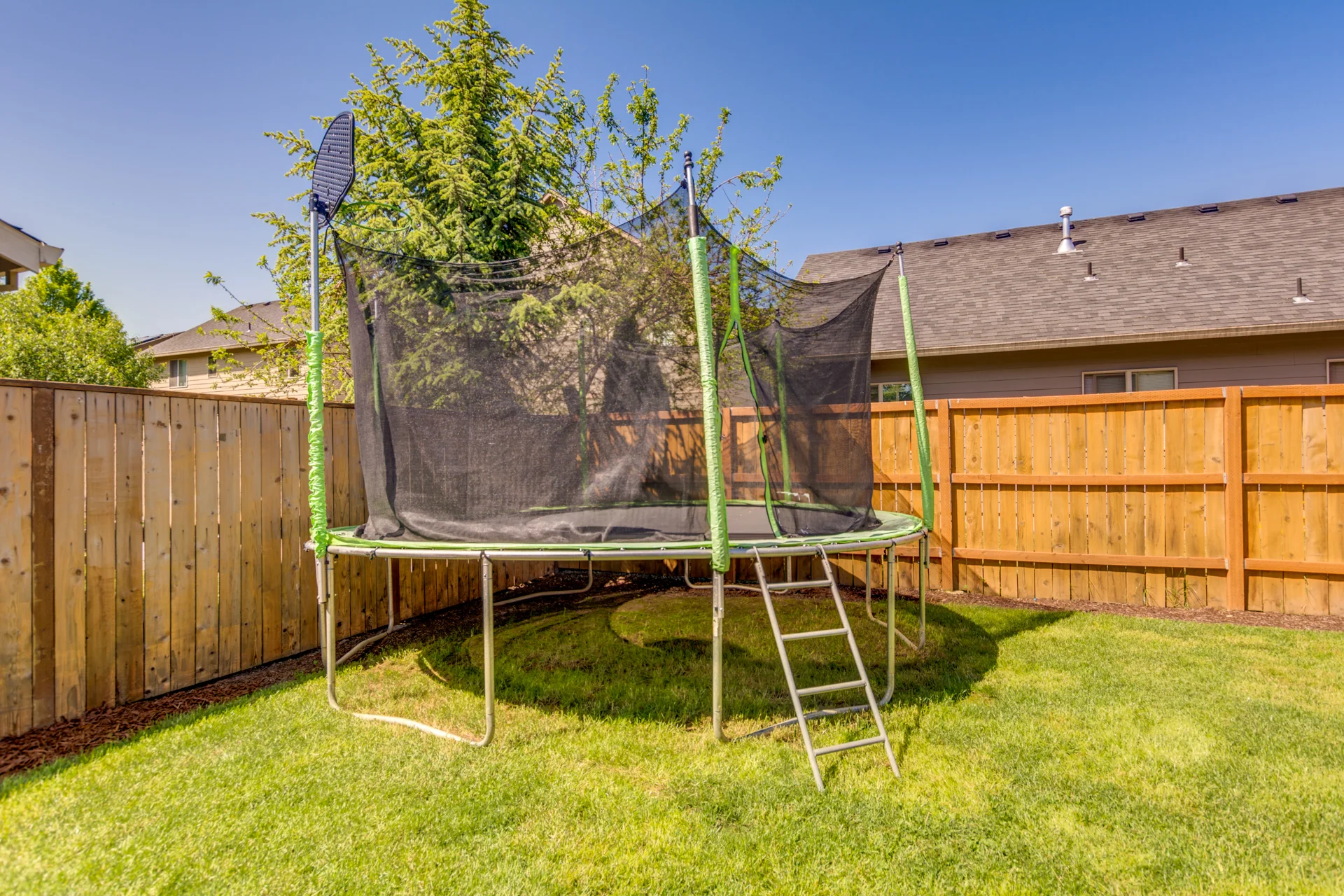 559 Corinne Drive-14.jpg