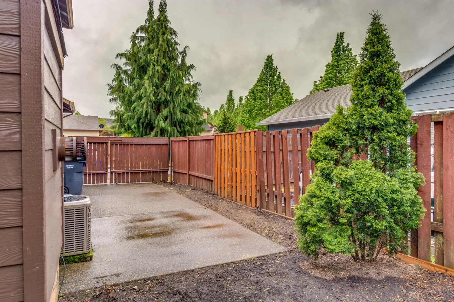 15061 Hiltonhead Ct Oregon-large-075-48-15061 Hiltonhead Ct64-1500x1000-72dpi.jpg