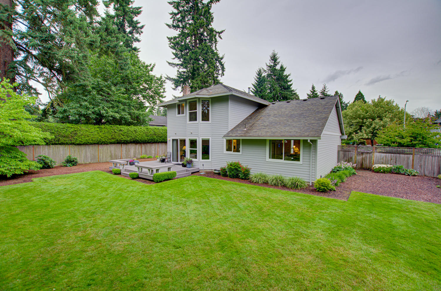 14272 SE Maple Ln Milwaukie OR-large-047-038-14272 SE Maple Lane47-1500x991-72dpi.jpg