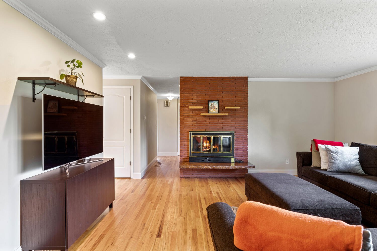 7730 SW Mapleleaf St Portland-large-027-044-7730 SW Mapleleaf Street-1500x1000-72dpi.jpg