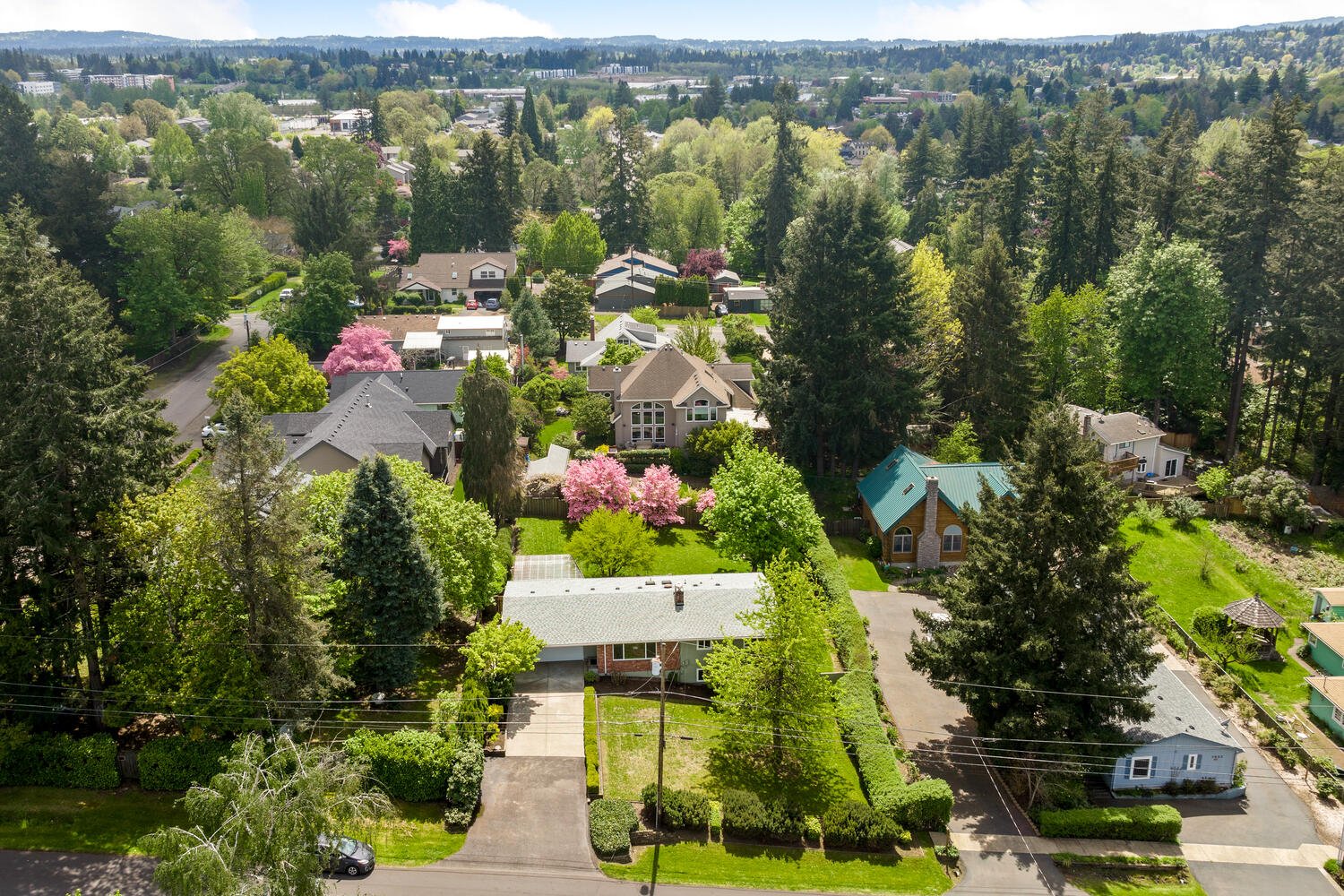 7730 SW Mapleleaf St Portland-large-052-005-7730 SW Mapleleaf Street-1500x1000-72dpi.jpg