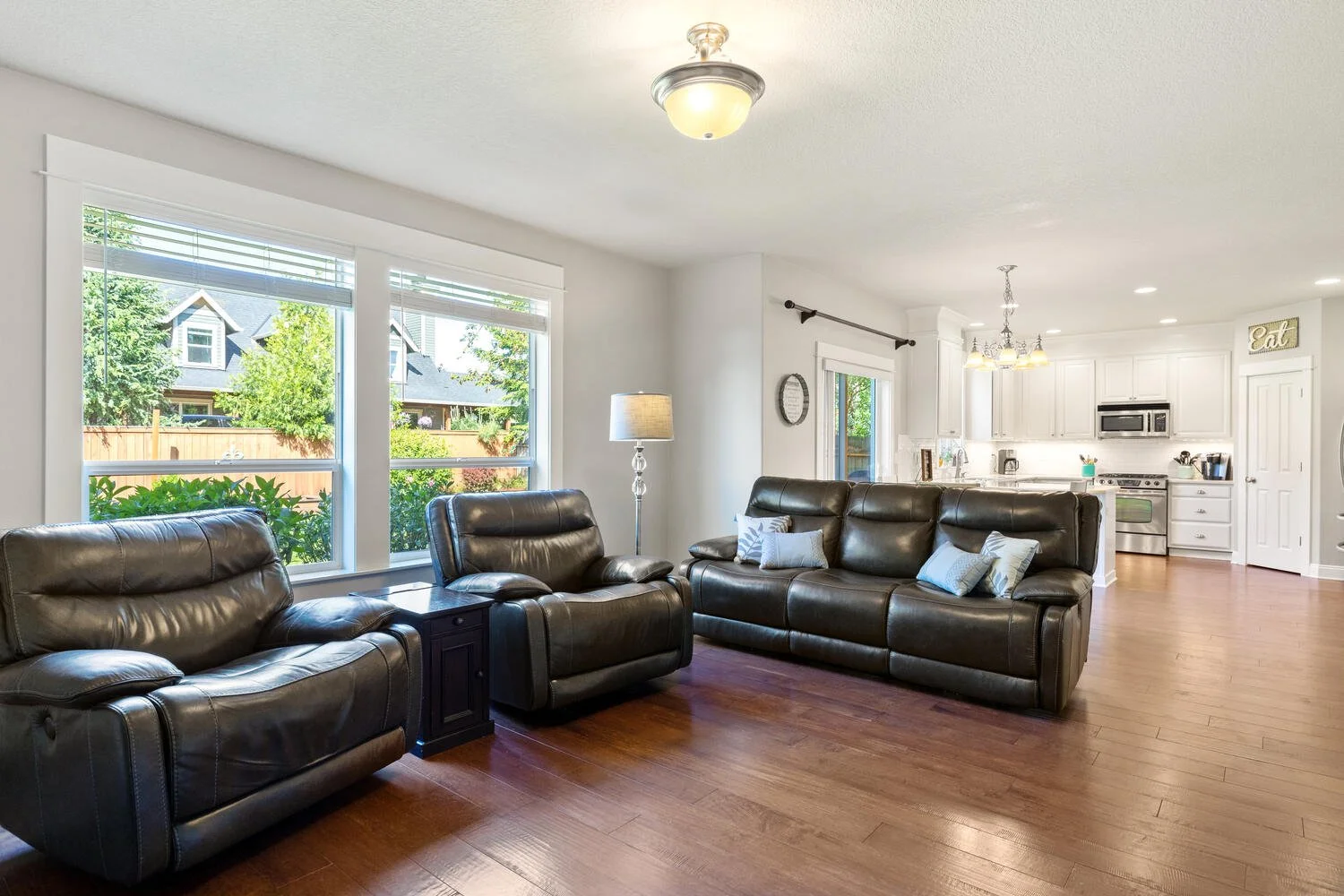 11817 Hazelnut Ave Oregon City-large-013-018-11817 Hazelnut Ave Oregon City-1500x1000-72dpi.jpg