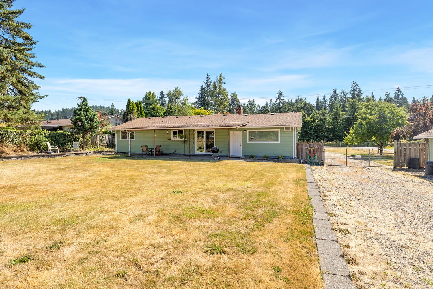 17039 S Bradley Rd Oregon City-large-036-024-17039 S Bradley Rd Oregon City-1500x1000-72dpi.jpg
