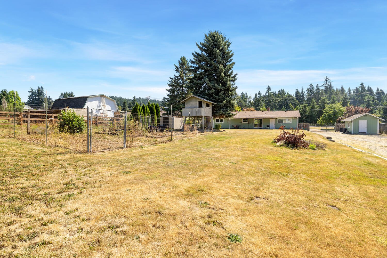 17039 S Bradley Rd Oregon City-large-039-026-17039 S Bradley Rd Oregon City-1500x1000-72dpi.jpg