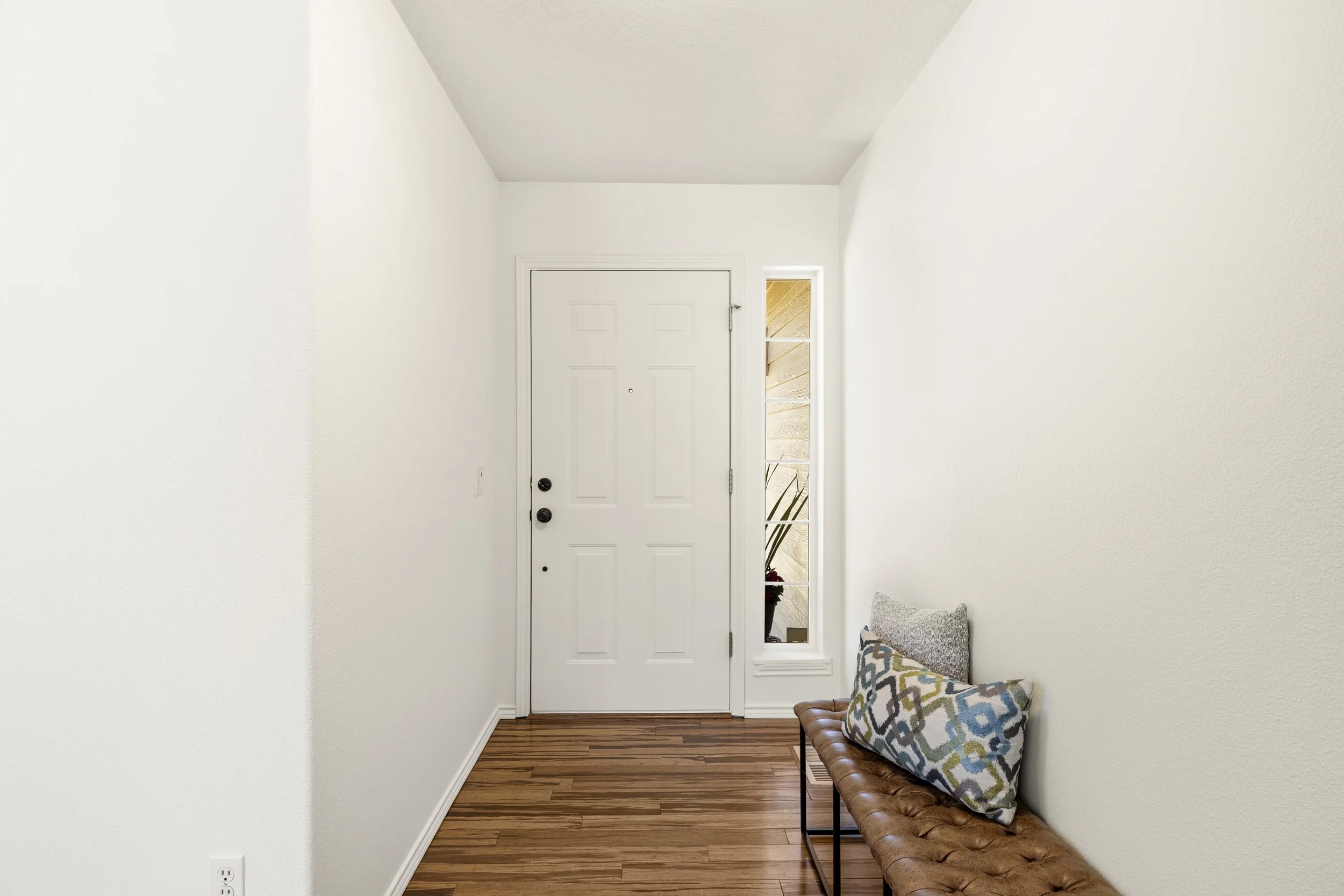 10_2192010.jpg