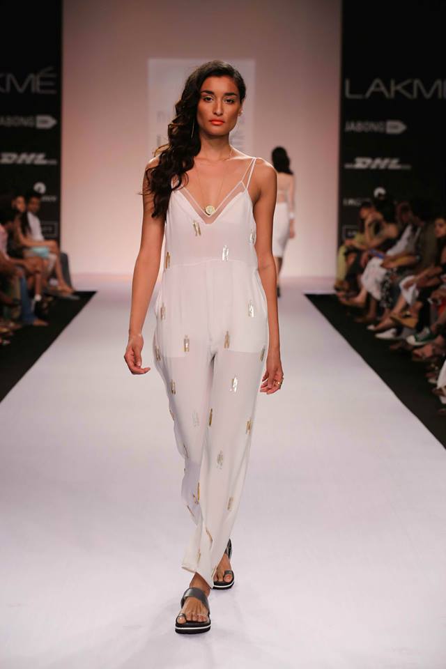 lfw-sr14-nishika-lulla-09.jpg