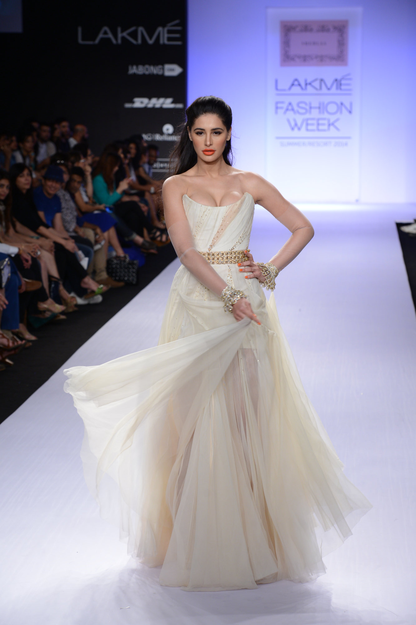 shehla-khan-lfw-sr14-30.jpg