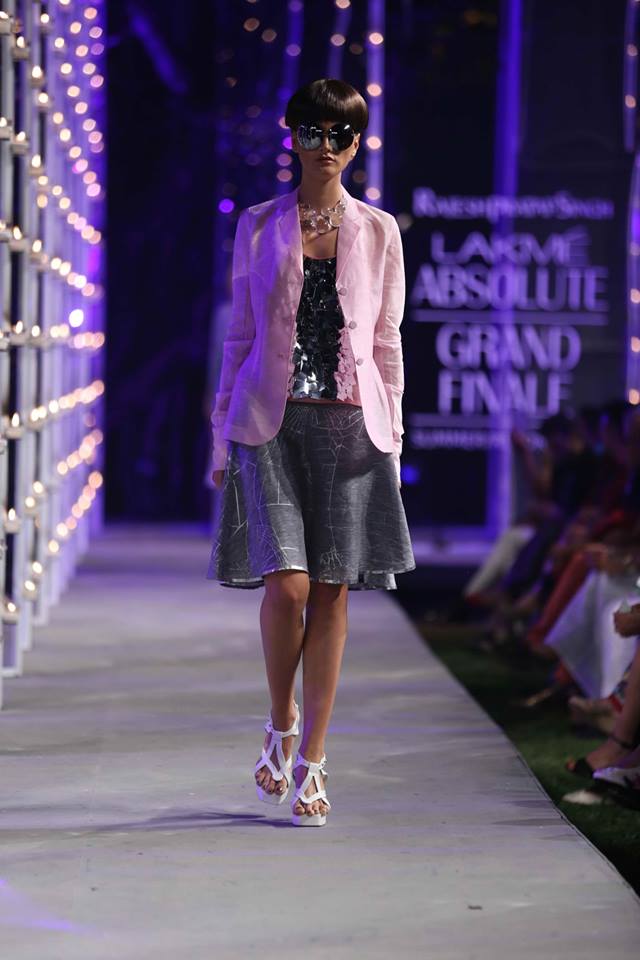 rajesh-pratap-singh-lfw-sr14-08.jpg