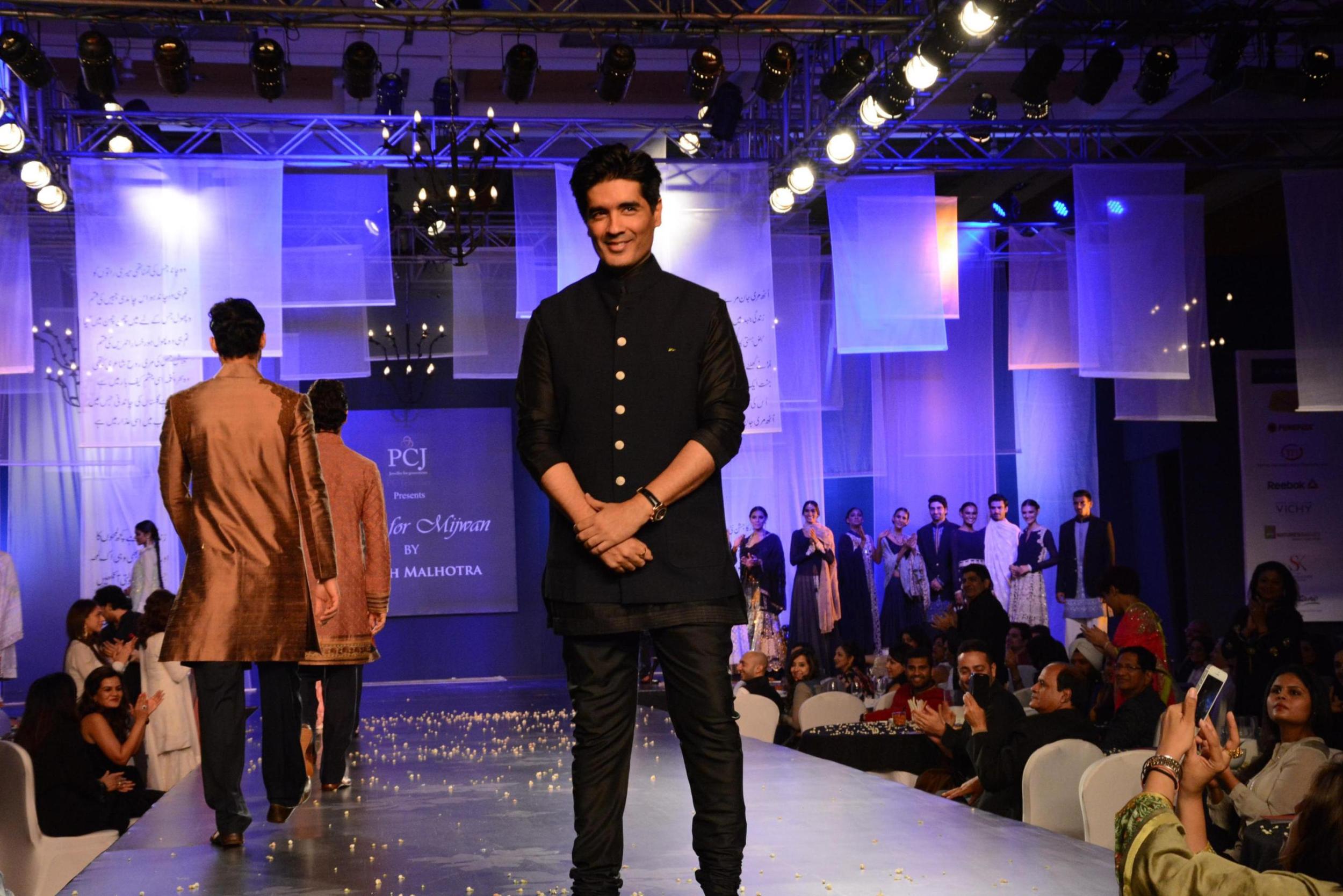 manish-malhotra-men-mijwan-12.jpg