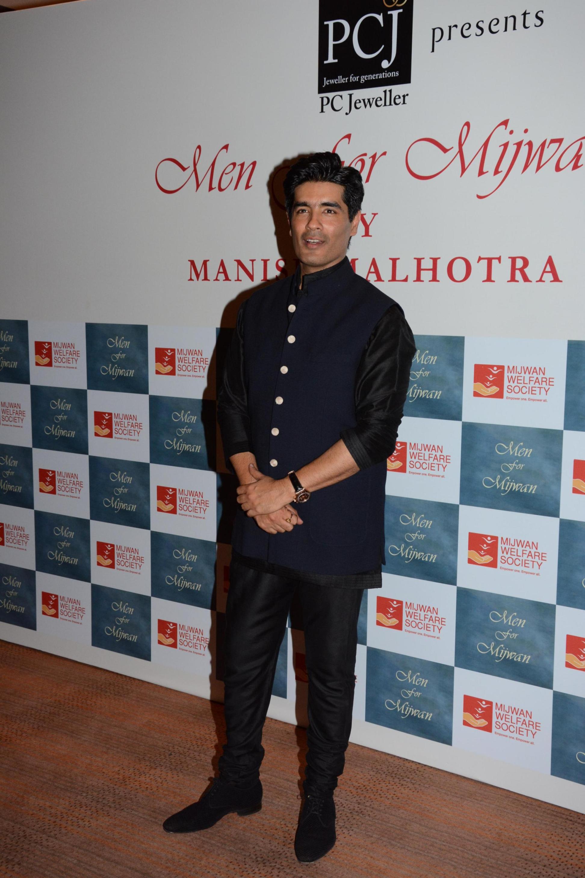 manish-malhotra-men-mijwan-14.jpg