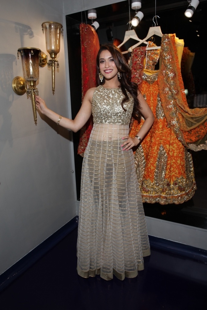 Mayyur-Girotra-store-opening-24.jpg
