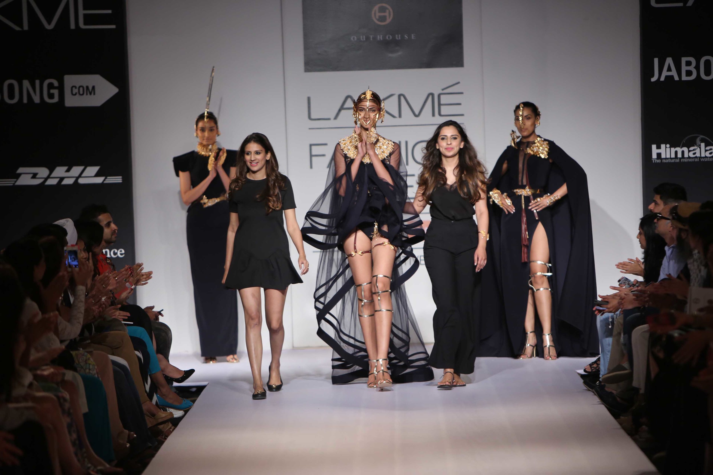 OUTHOUSE by Kaabia and Sasha LFW WF14