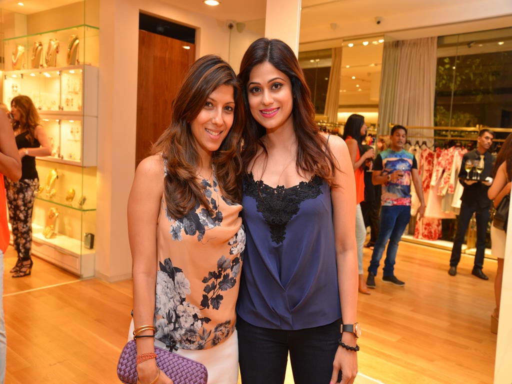Renu Chainani with Shamita Shetty 