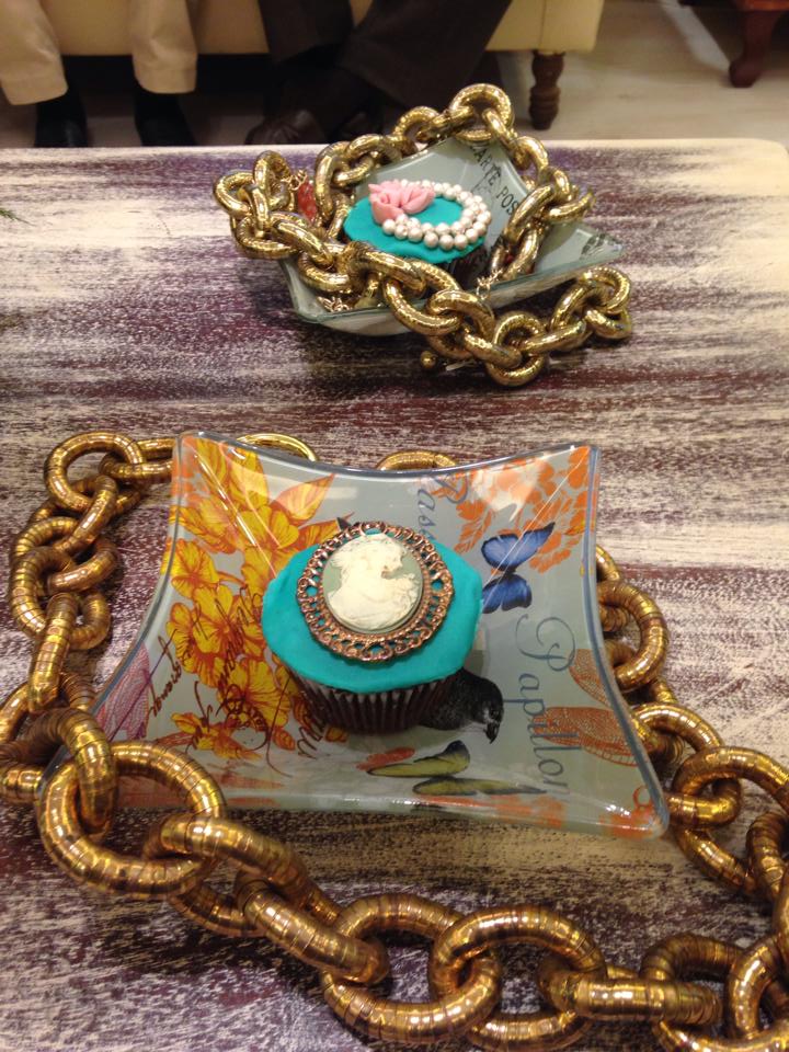 Bejewelled Cupcakes anyone?