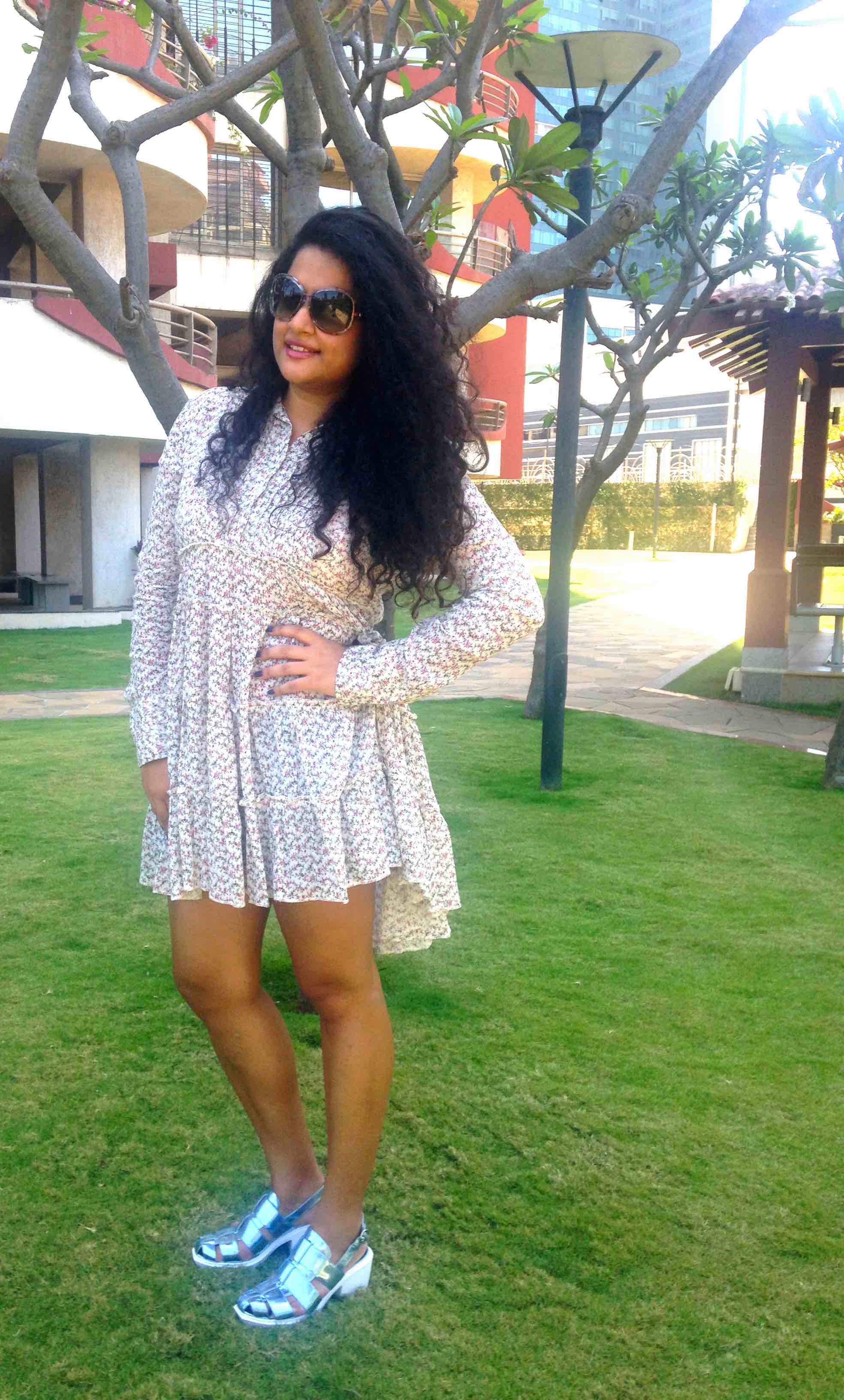 Sandals: Opening Ceremony, Tunic: Ralph Lauren, Sunglasses: Gucci, Shorts: Alice + Olivia