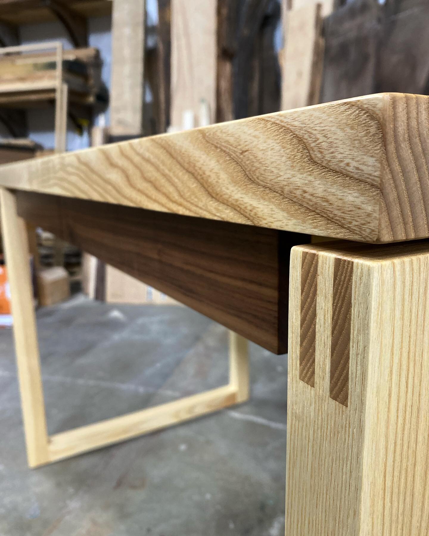 Ash + Walnut
.
#desk #customdesk #customfurniture #woodisgood
