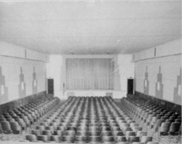 insidetheater-old-bw.png