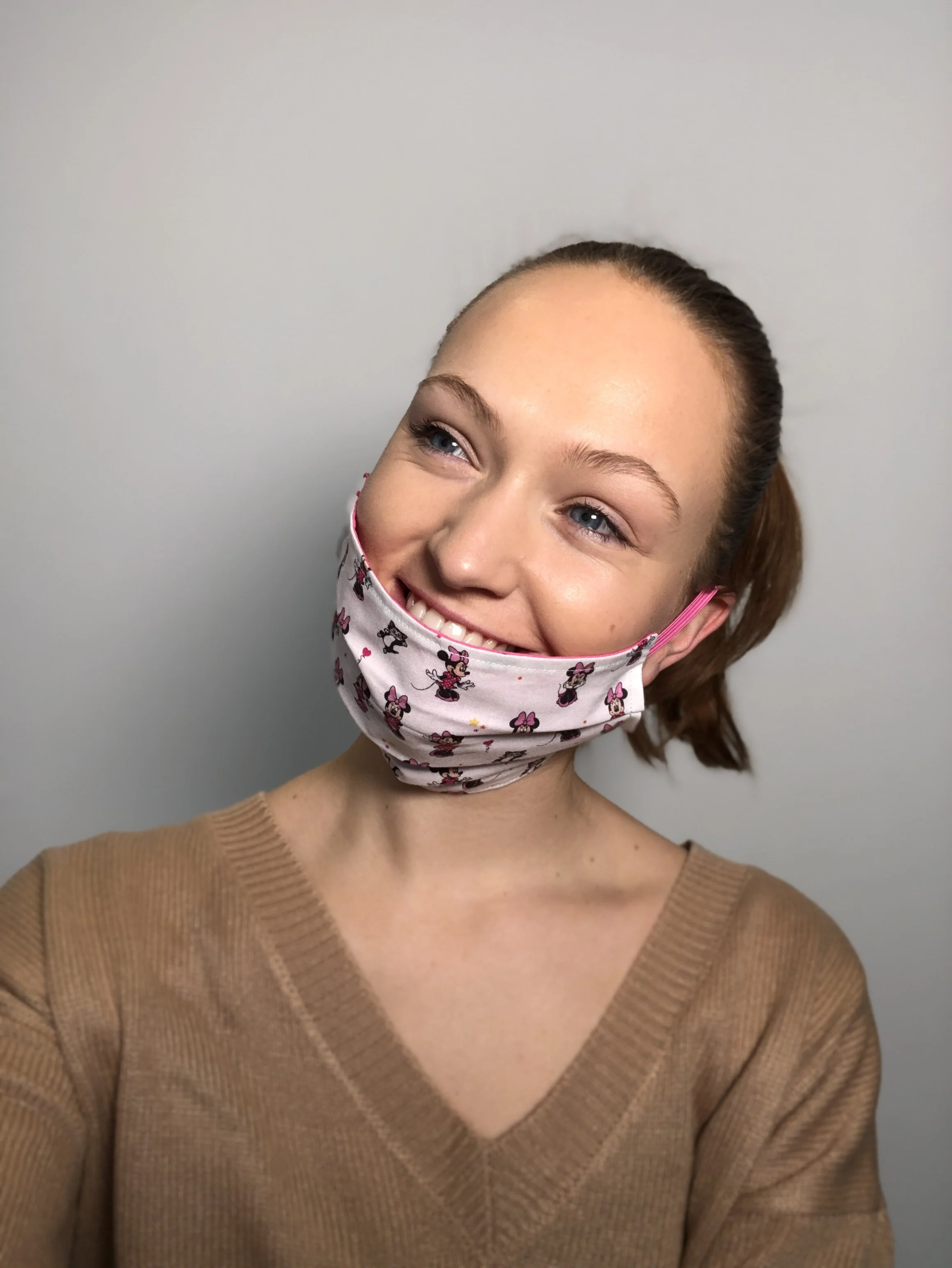 4Couture How not to wear a Face Mask Properly.jpg