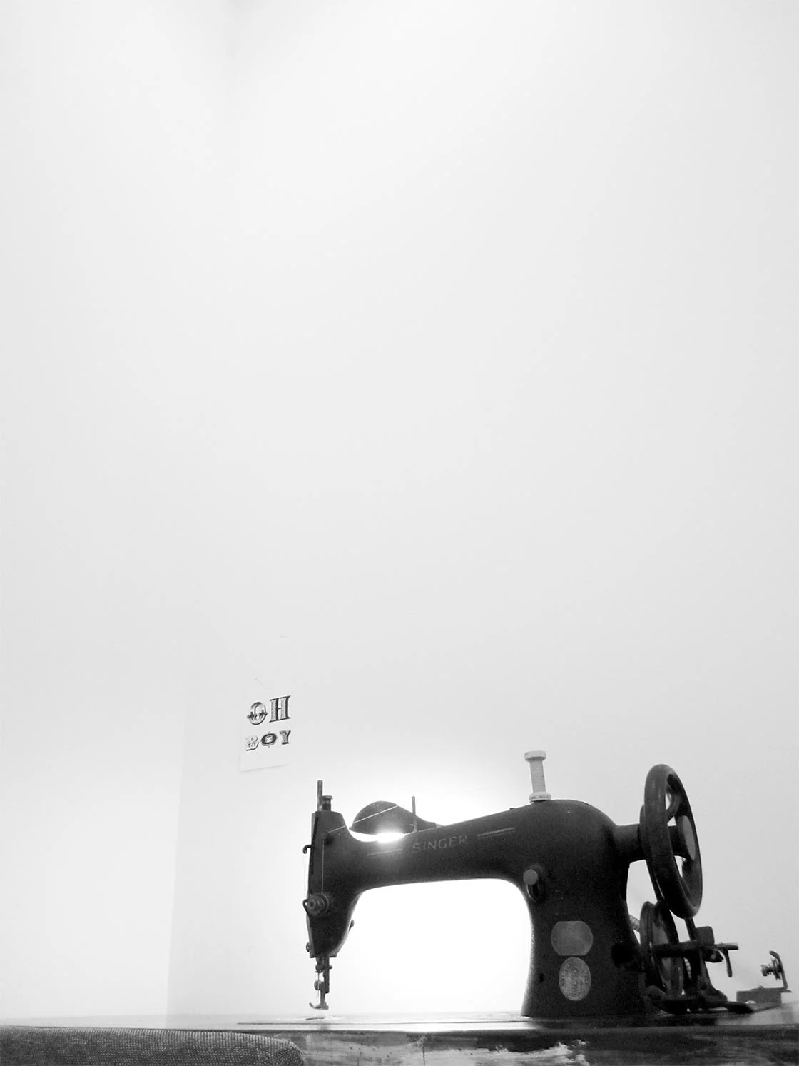 Singer 31-15, a monolithic iron head, manufactured in 1912.