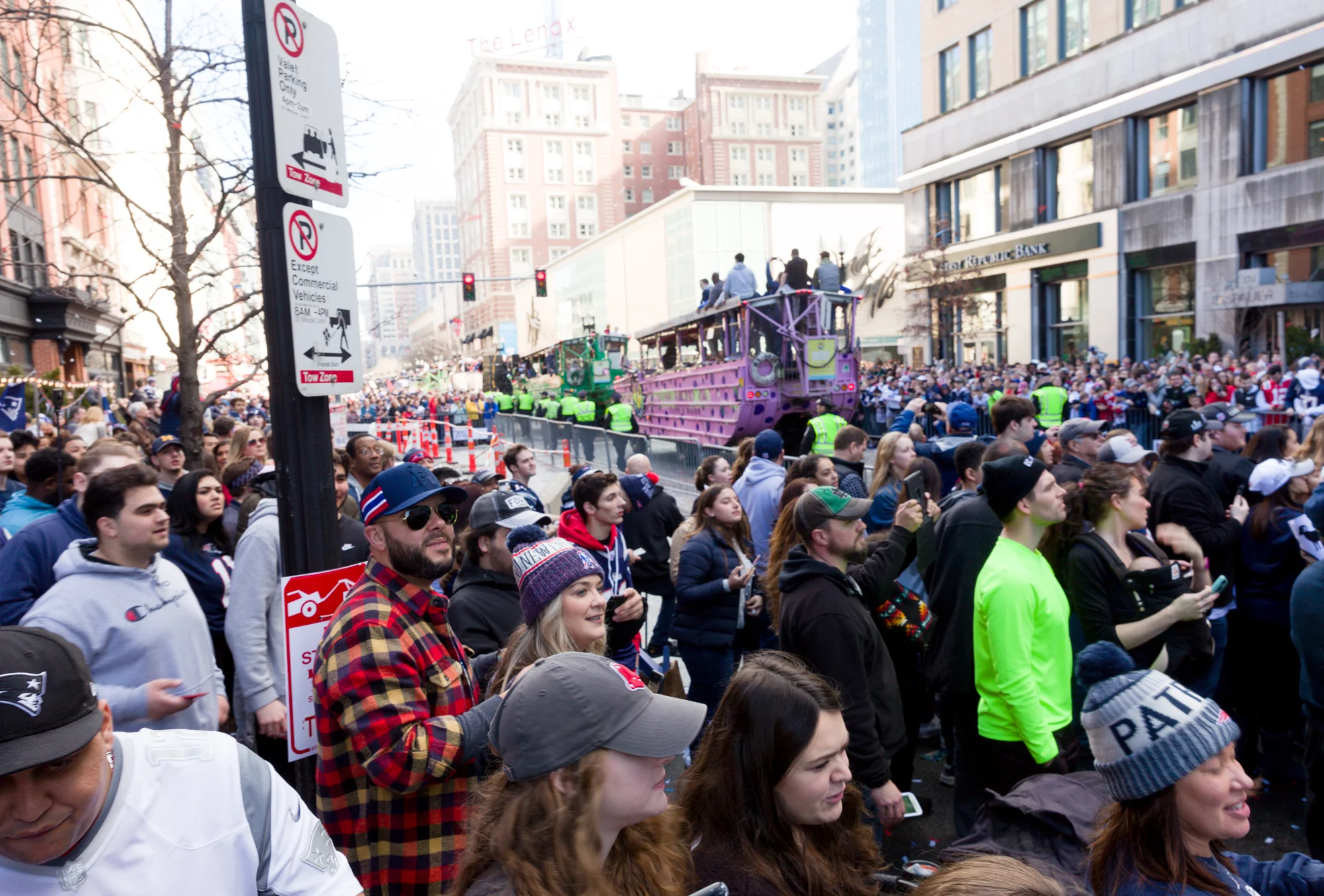 Tons of people came out - great weather, an interminable 90-odd days between championship parades, you know the story….