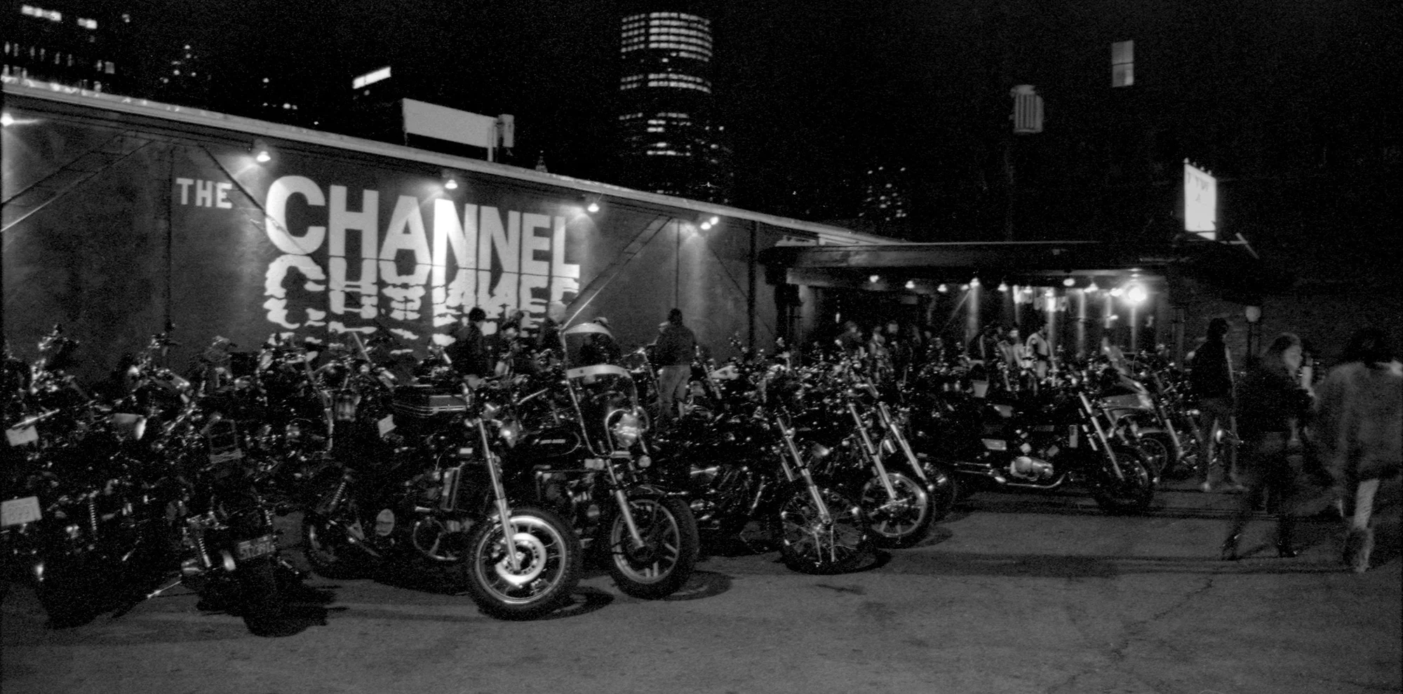 1988, I think. The Channel, Boston. It was one of a few shows per year that brought out the bikers. Foghat? George Thorogood? Can't remember.