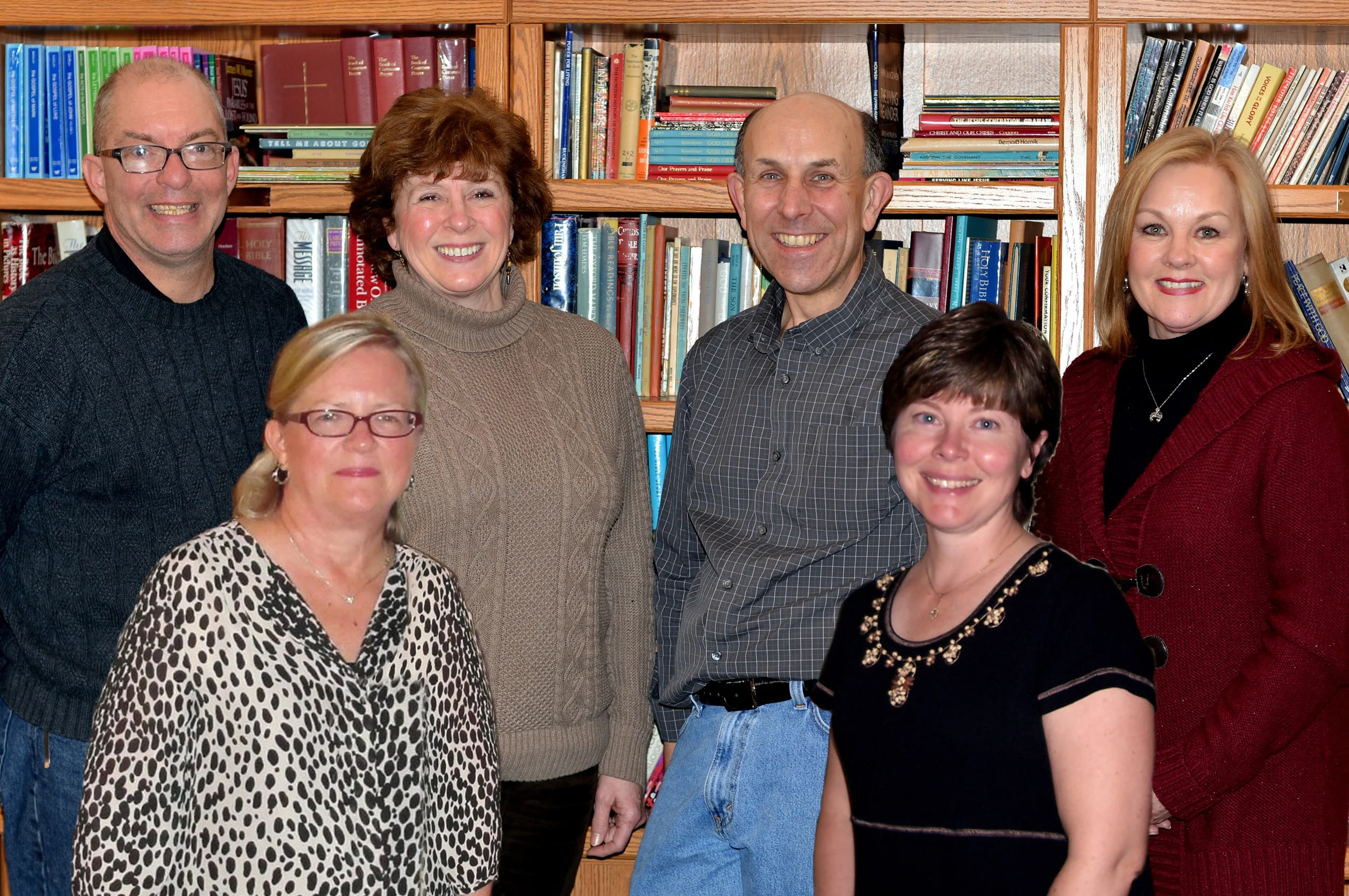 2013-2014 officers. Back row from left: President Bill Brodginski, Past President Susan Nagle, Music Director Will Wickham, Secretary Jean Papandrea. Front row from left: Treasurer Robin Fitzgerald, Vice President Lou Bleiler
