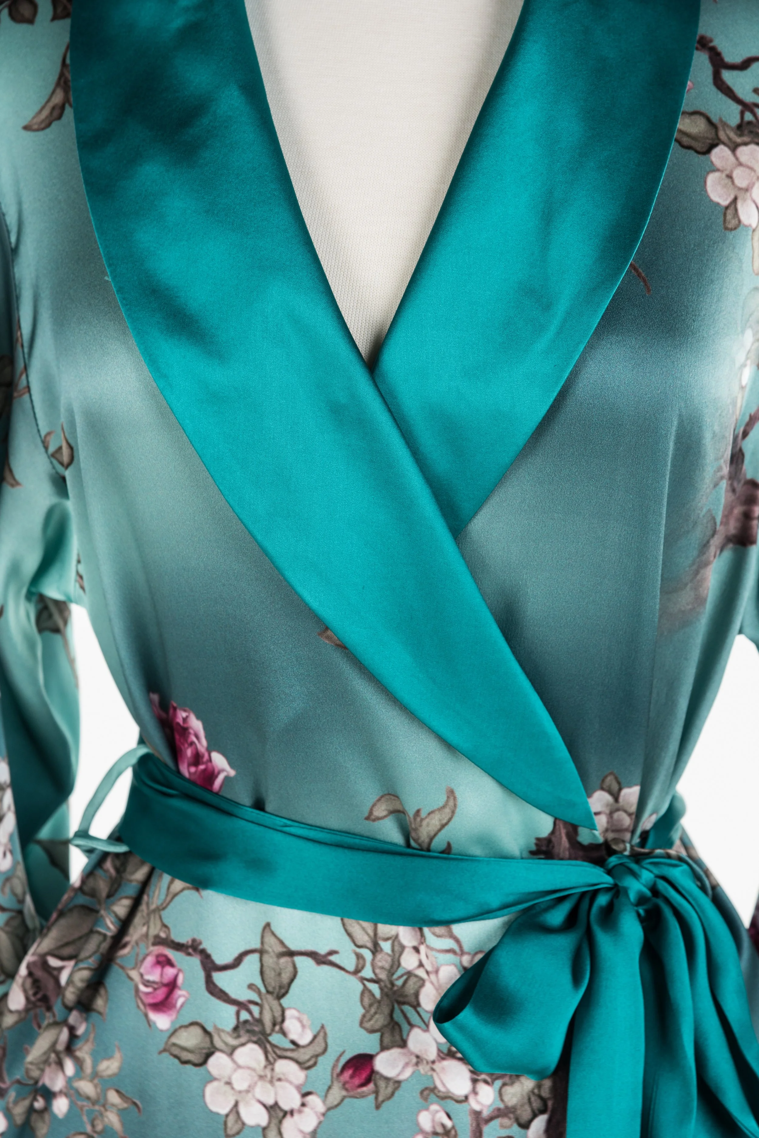 Women's Long Silk Robe/wrap with Shawl Collar Jade Garden — Dynasty Robes