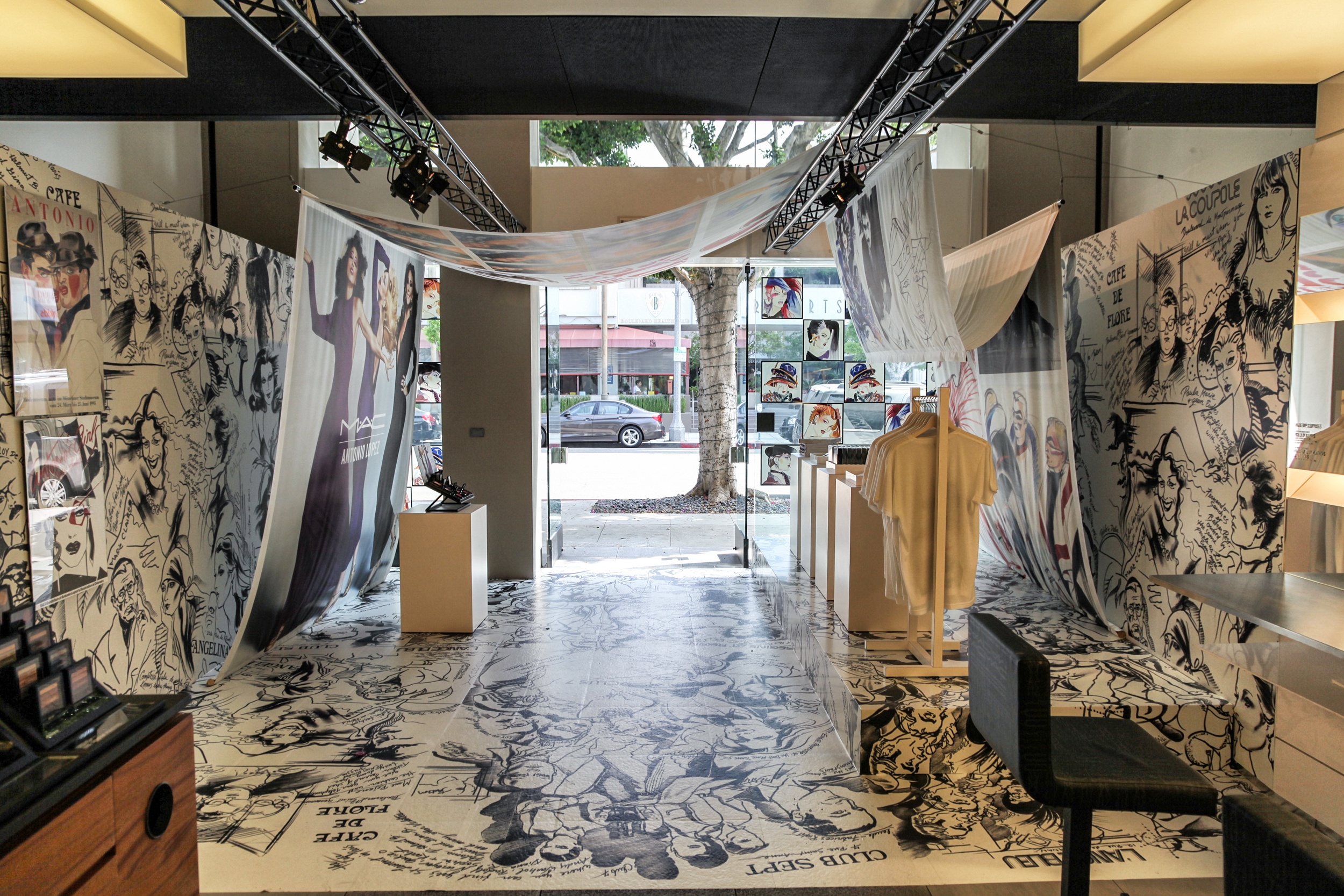 MAC COSMETICS ANTONIO LOPEZ POP-UP