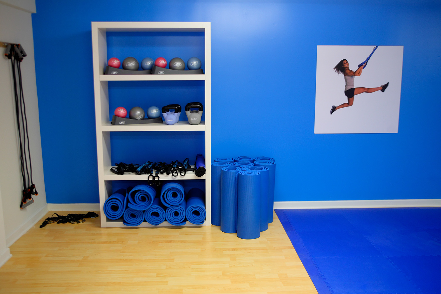 REEBOK JUKARI POP-UP STUDIO